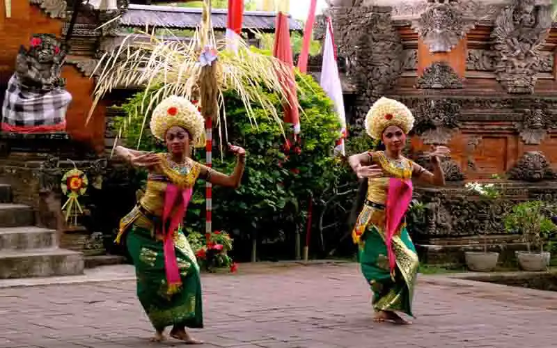 barong keris dance barong keris dance